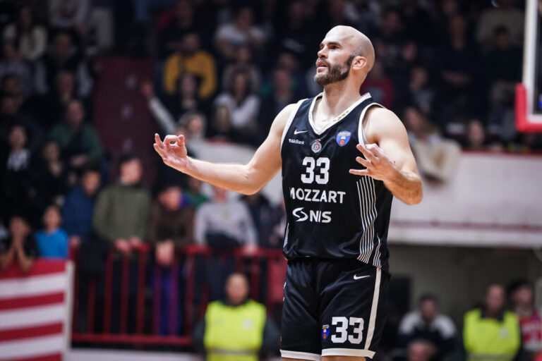 1767477421-Nick-Calathes-1200x800